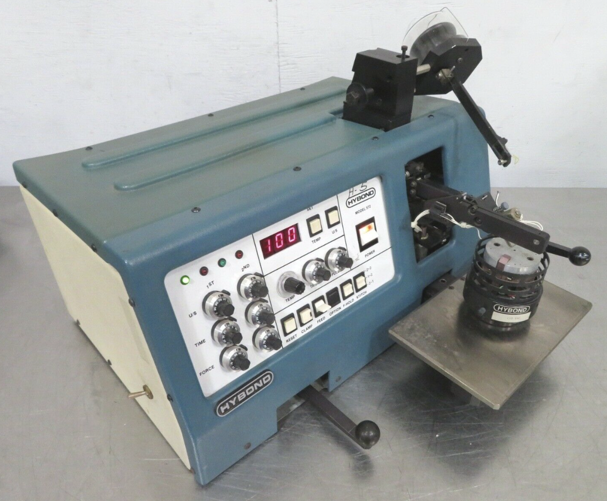 Used Hybond 572 532A 45° Feed Thermosonic Wedge Wire & Ribbon Bonder refurb'd