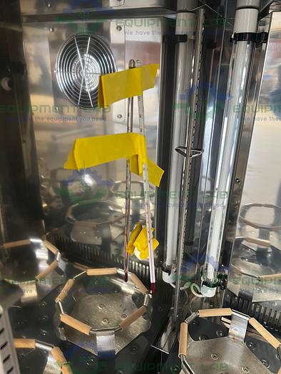 Used New Brunswick  Innova 4200  Incubator Shaker 80°C w/ Treys