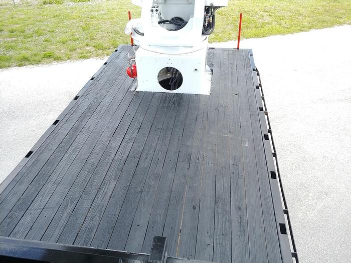 Used Elliott G85R Sign Crane on 2012 International 4300 4x2 Reg Cab Flatbed Truck - 84733