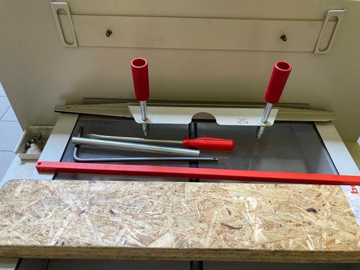 Utilisé 2006 IDEAL 5221-05 EP