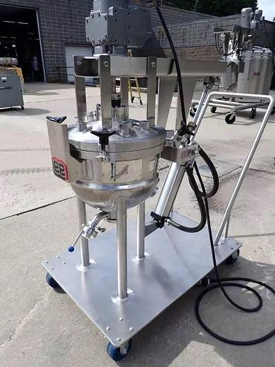 Used 10 GALLON LEE VACUUM AGITATED PRESSURE KETTLE - S/S - 90 PSI JACKET