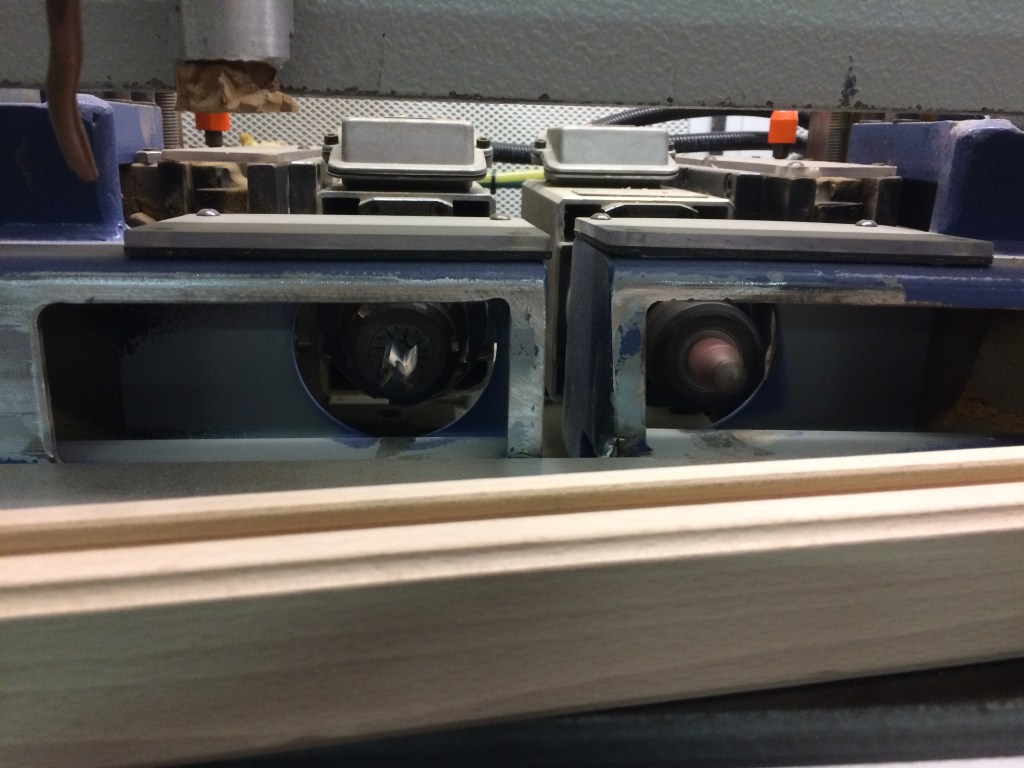 Used 1999 Fresatrice a “T” marca COMEC modello FR/2-1000 PLC per produzione lettini, sdrai o simili