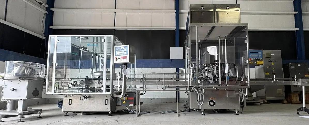 Usato GRONINGER - Linea Riempimento Liquidi - DTE-600 + ZSB-600 + DE-100 + AAVK 300 + KFVG 201