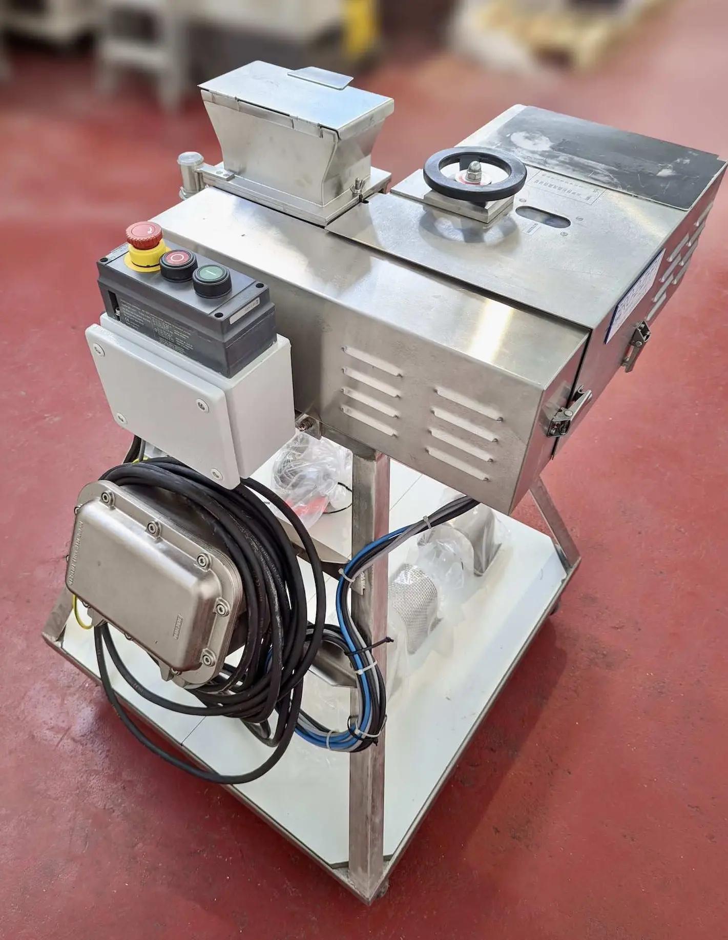 Usato 2001 FREWITT MG123