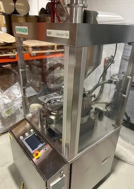 Usato SYNTEGON - Opercolatrice - GKF705