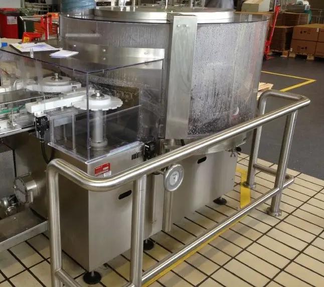 Usato BOSCH - Riempitrice + Tappatrice - FSM - 2007 C