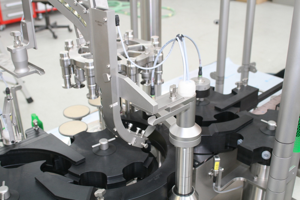 Usato BAUSCH+STRÖBEL - Linea riempimento liquidi - E.A.S. UNIT DOSE