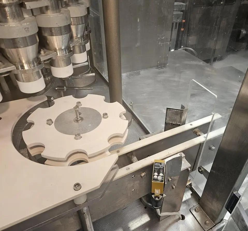 Usato MACOFAR - Riempitrice Polveri - F3 PC