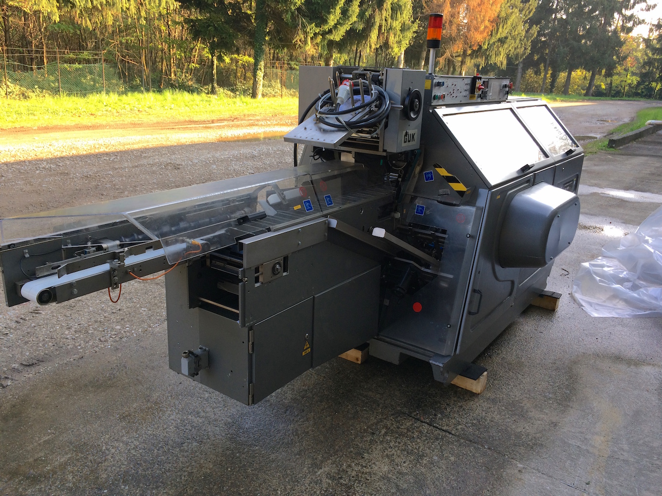 Usado MARCHESINI – Estuchadora para viales – BA 300