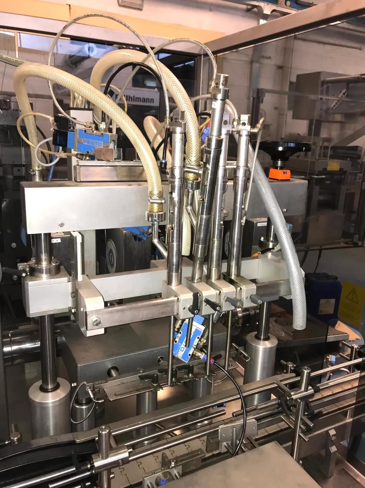 Usato RUDOLF DECKERT - Riempitrice Liquidi - MFM 104