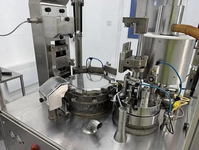 Usato MACOFAR - Opercolatrice - CD-40