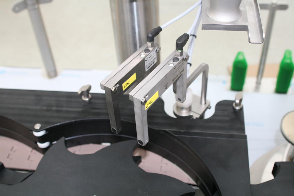 Usato BAUSCH+STRÖBEL - Linea riempimento liquidi - E.A.S. UNIT DOSE