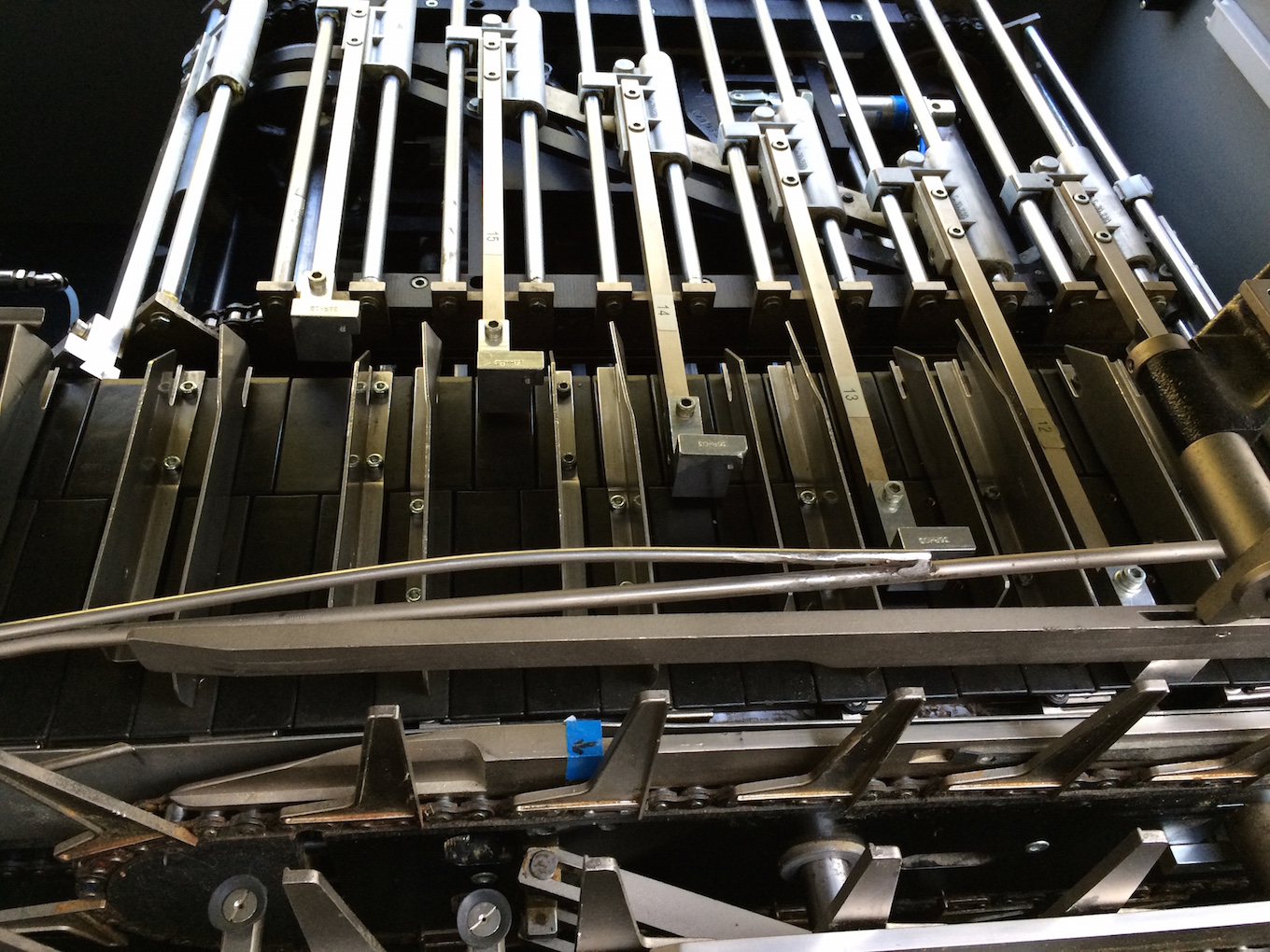 Usado MARCHESINI – Estuchadora para viales – BA 300