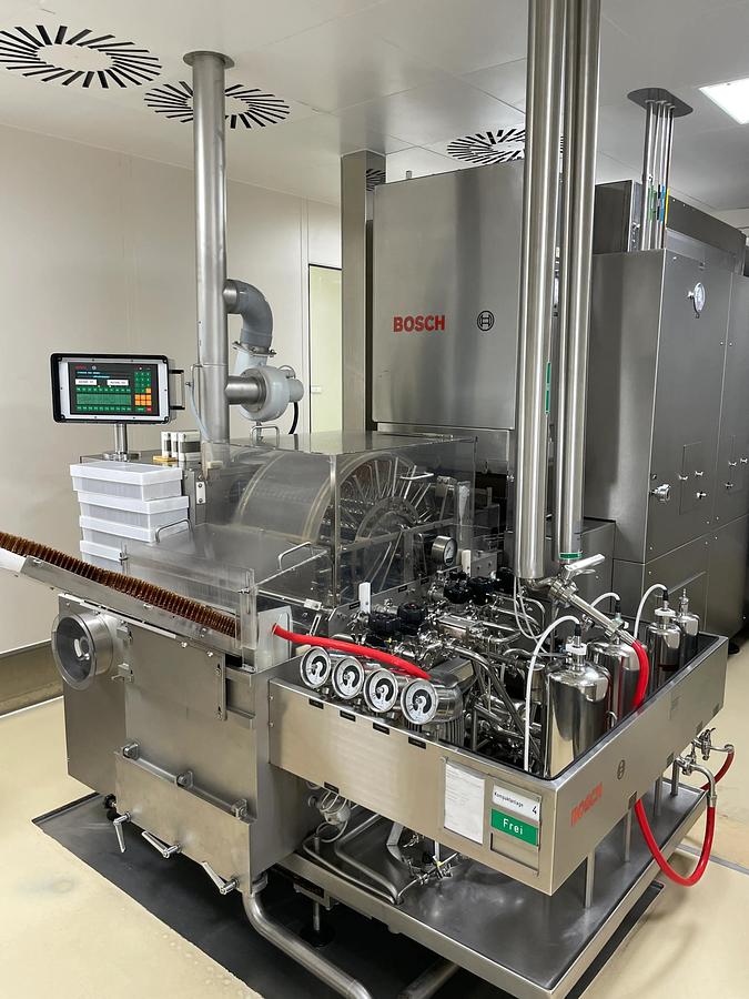 Usato BOSCH - Linea Riempimento Fiale - RURE 12 + HQL 3420 + AVRE 06