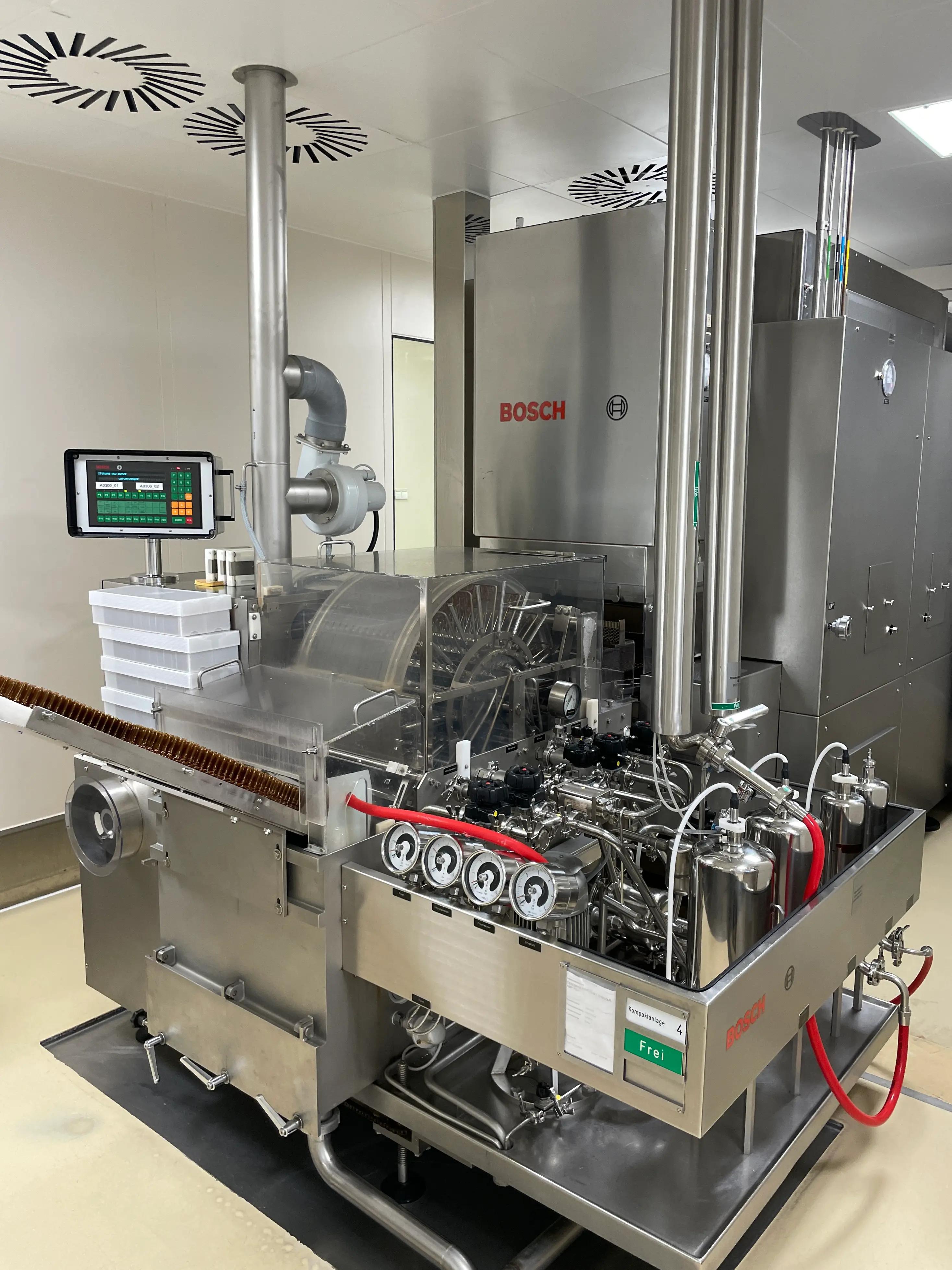 Usato BOSCH - Linea Riempimento Fiale - RURE 12 + HQL 3420 + AVRE 06