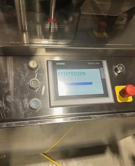 Usato SYNTEGON - Opercolatrice - GKF705