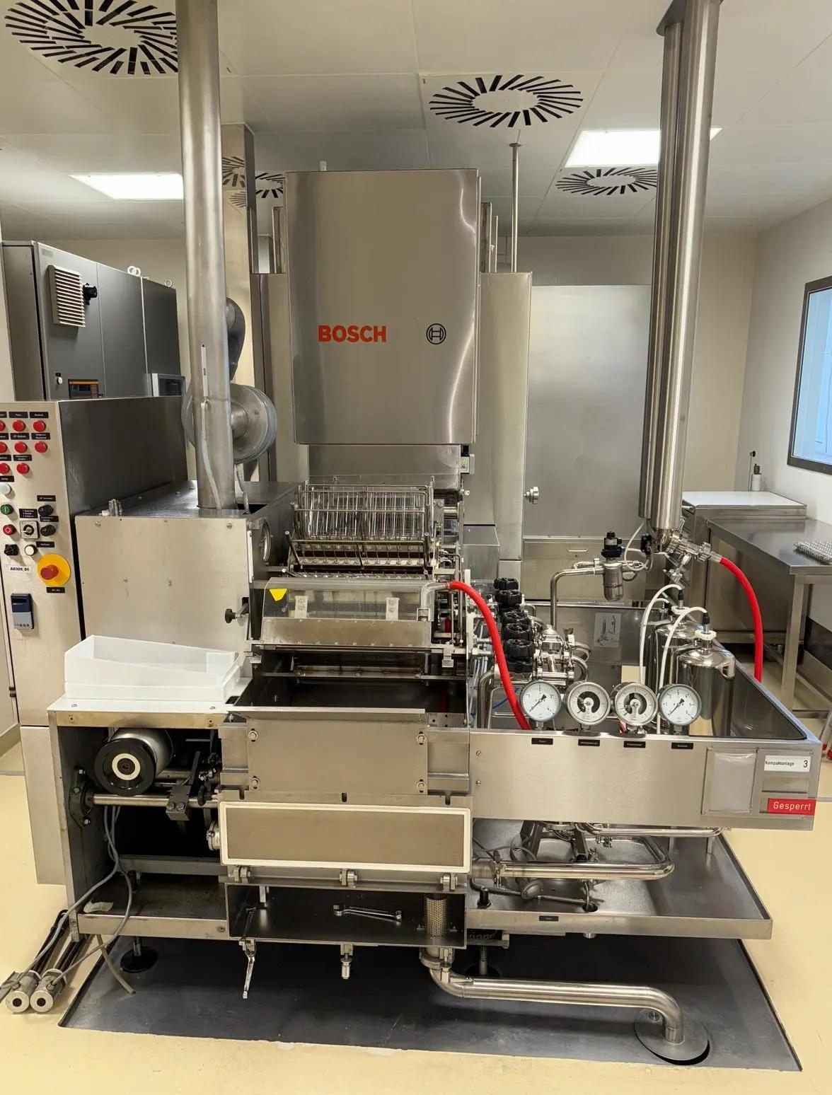 Usato BOSCH - Linea Riempimento Fiale - RURE 12 + HQL 3420 + AVRE 06