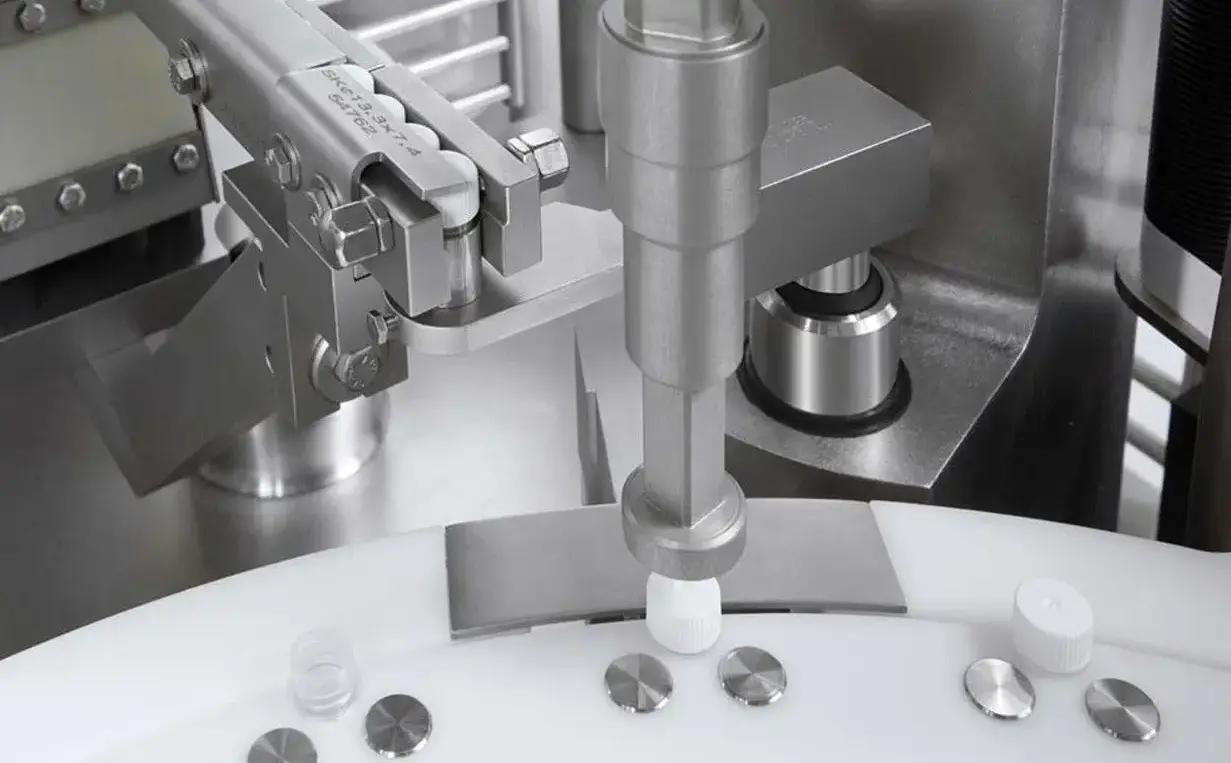 Usato BAUSCH+STRÖBEL - Linea Riempimento Fiale - KSF 1025 + DHT 2580 + FAW 2020