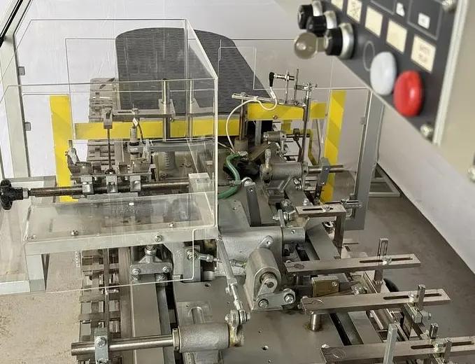 Usato CAM - Astucciatrice - AV