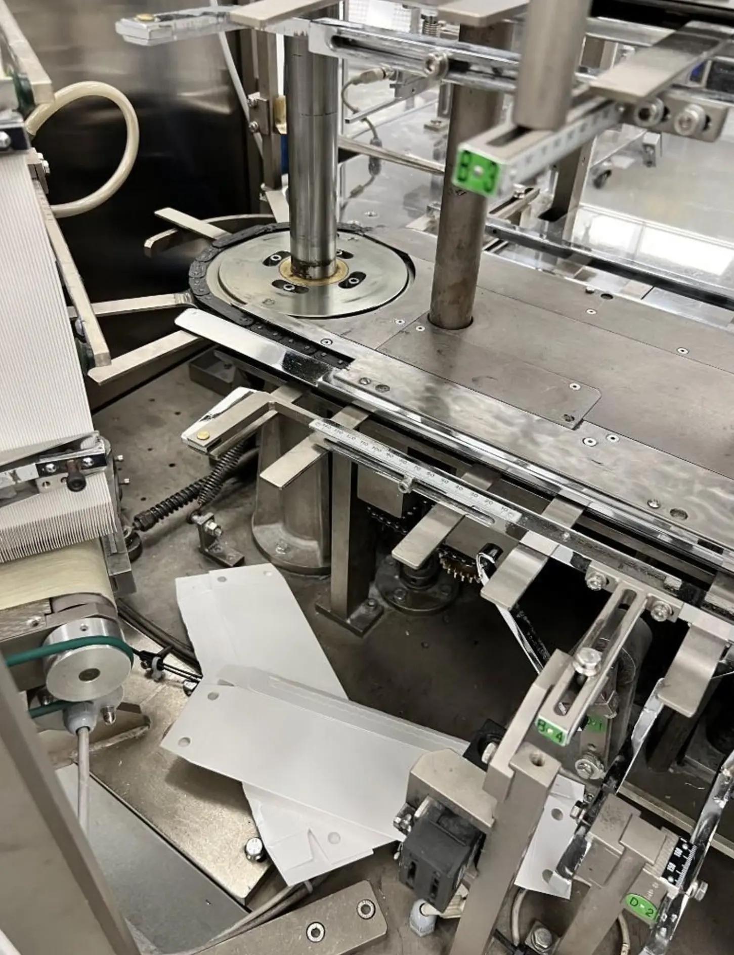 Usato TONAZZI - Incartonatrice - POLY 900