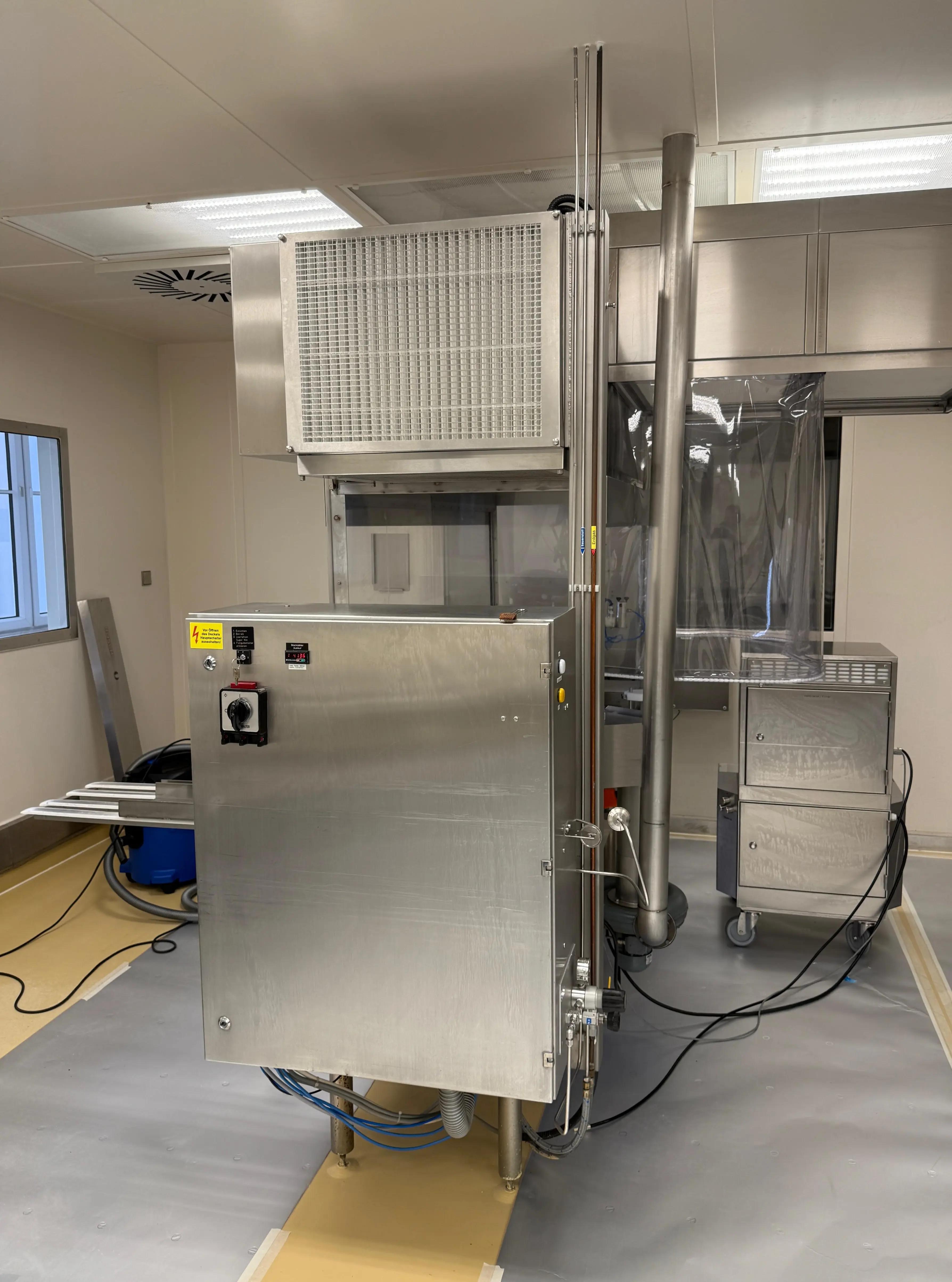 Usato BOSCH - Linea Riempimento Fiale - RURE 12 + HQL 3420 + AVRE 06