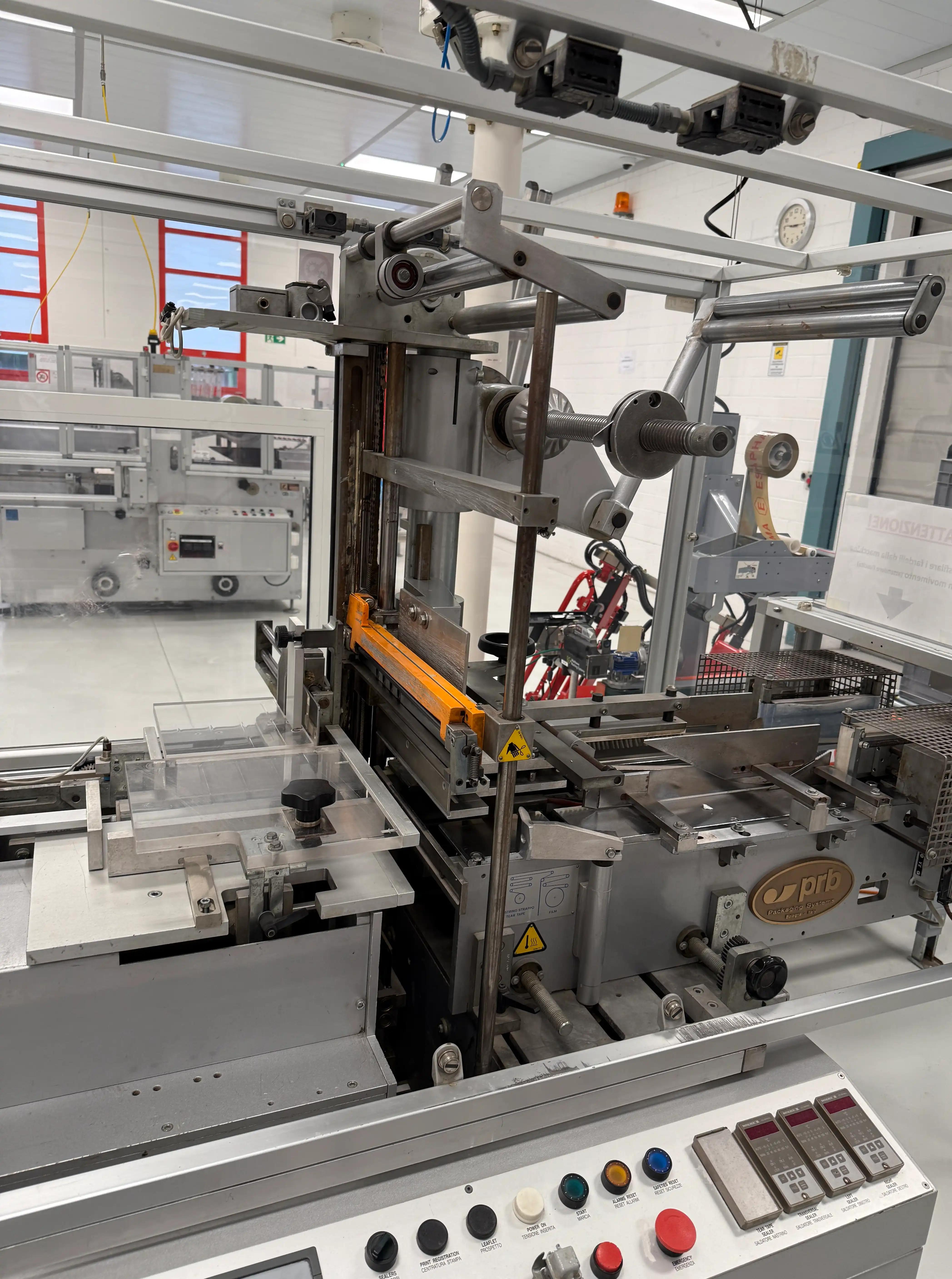 Usato PRB - Fardellatrice - FAR 2001