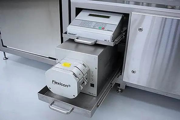 Usato ZELLWAG - Riempitrice + Tappatrice - Z-110