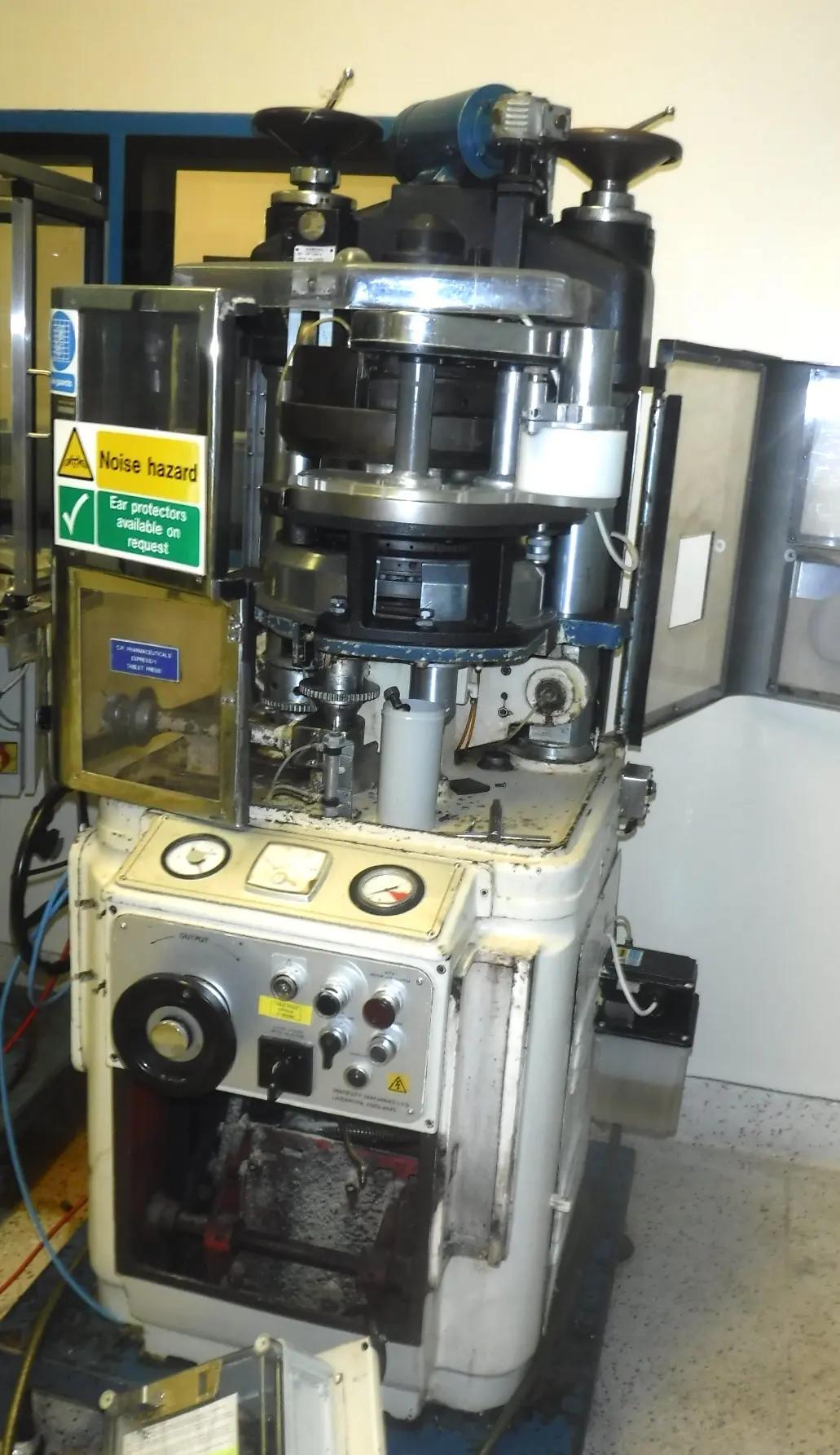 Usato MANESTY - Comprimitrice - EXPRESS