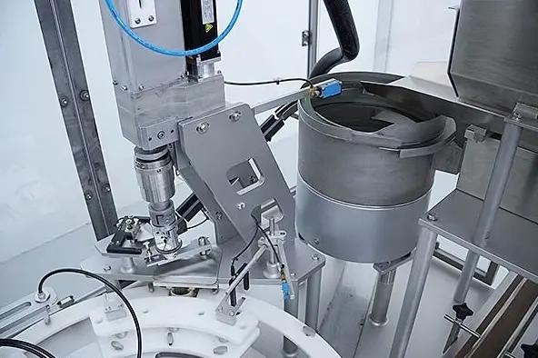 Usato ZELLWAG - Riempitrice + Tappatrice - Z-110