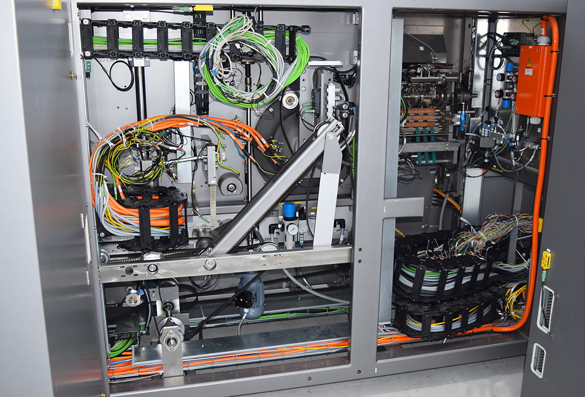 Gebraucht KLOCKNER MEDISEAL - Kartoniermaschine - P1600