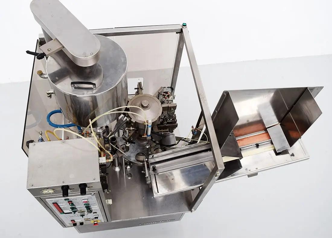 Usato UNIPAC - Intubettatrice - SILVER 65