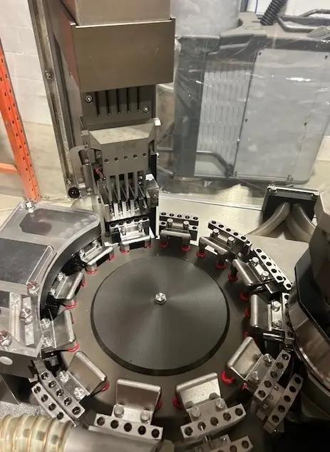 Usato SYNTEGON - Opercolatrice - GKF705