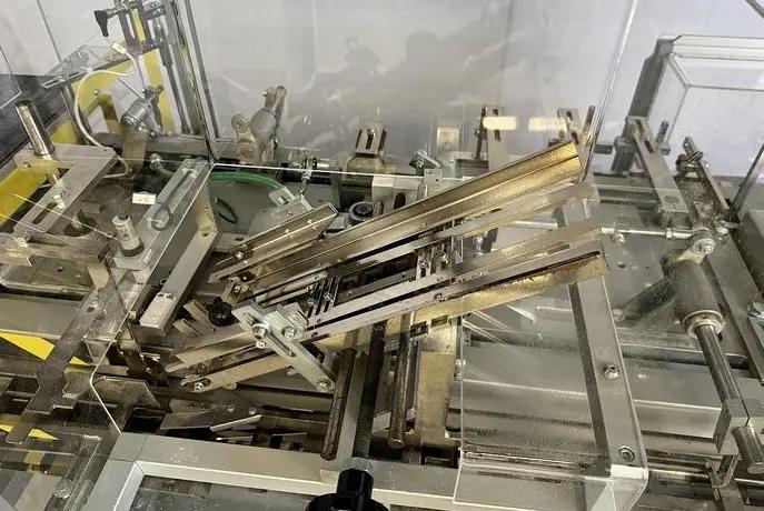 Usato CAM - Astucciatrice - AV