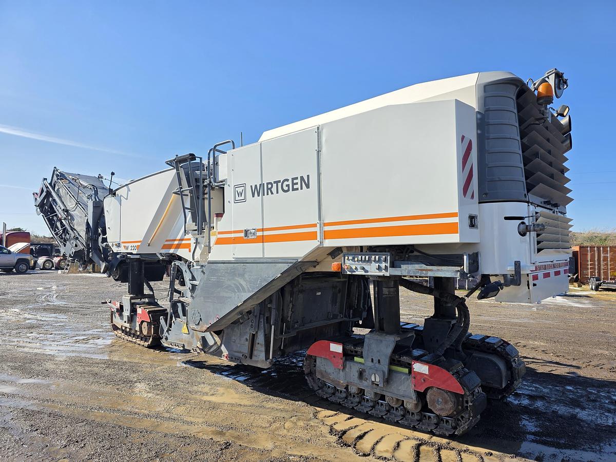 Used 2014 WIrtgen W220