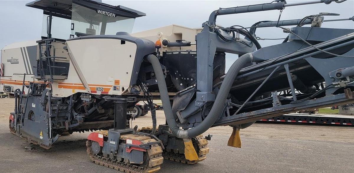 Used 2012 WIrtgen W250