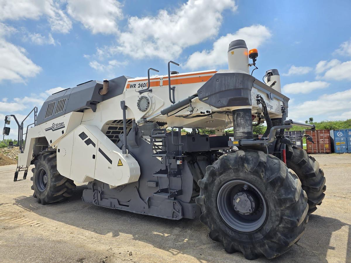 Used 2015 WIrtgen WR240i