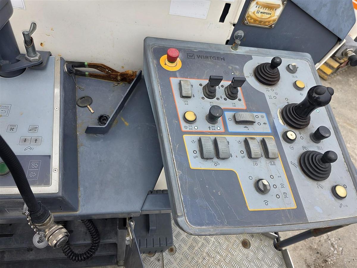 Used 2017 WIrtgen W210i