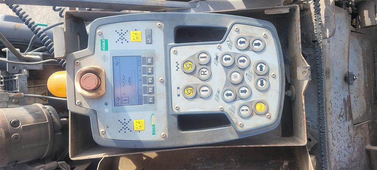 Used 2013 Vogele Vision 5100-2