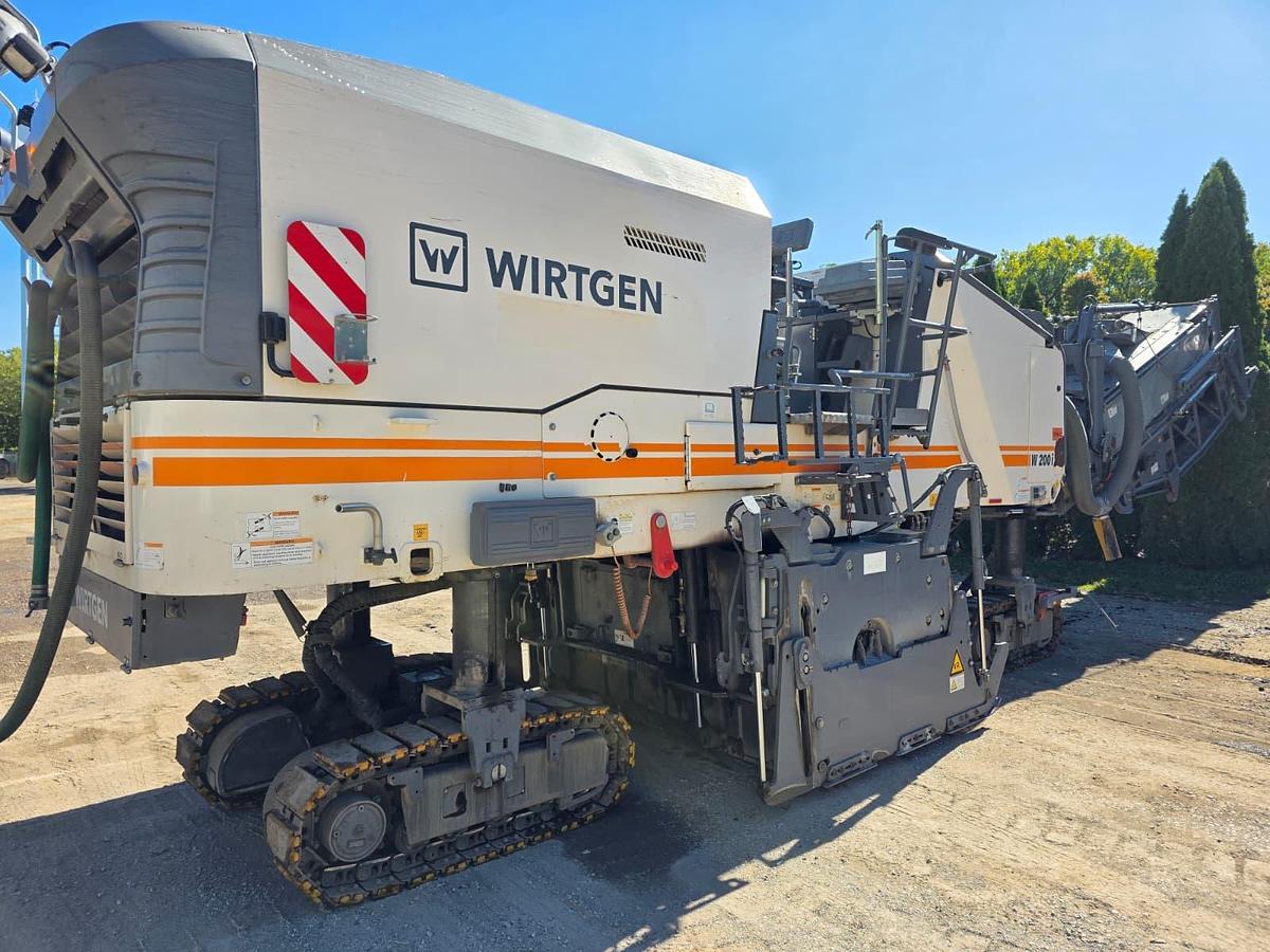 Used 2017 WIrtgen W200i