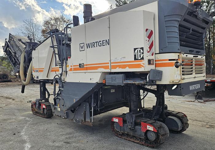 Used 2017 WIrtgen W200i