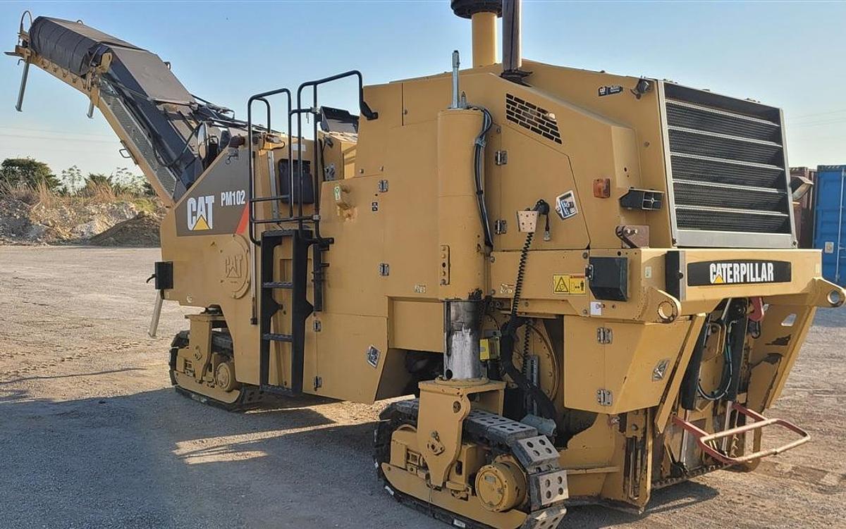 Used 2016 Cat PM102