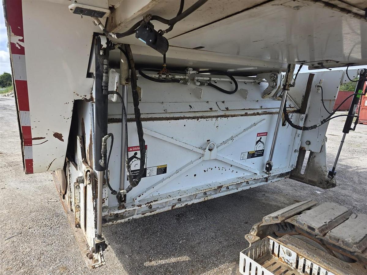 Used 2013 Roadtec RX900-3