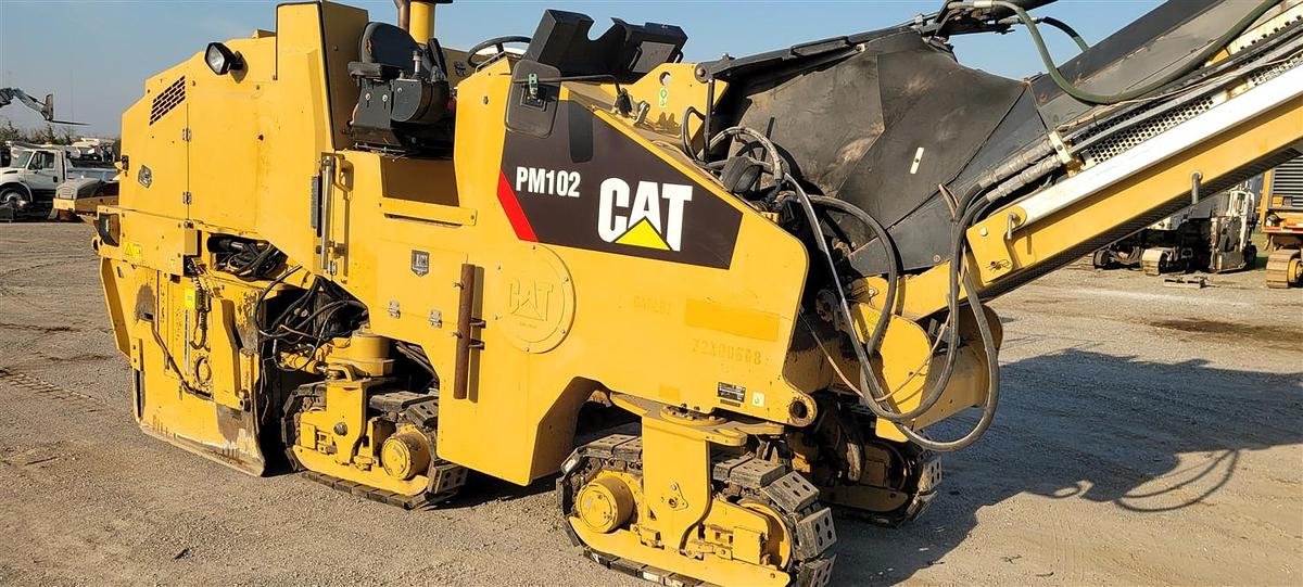 Used 2016 Cat PM102