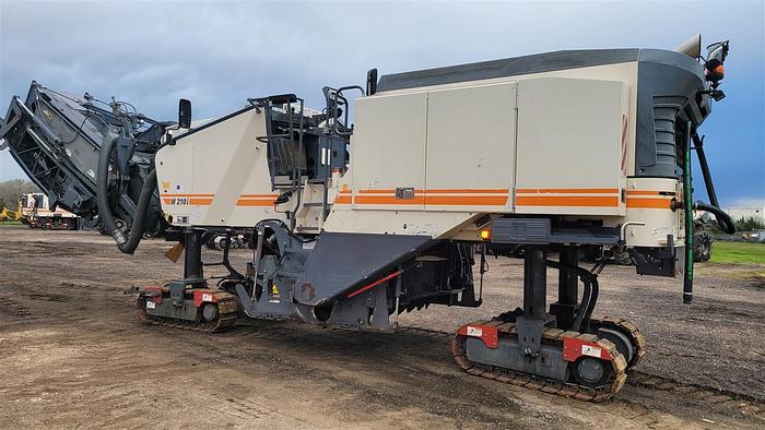 Used 2016 Wirtgen W210i