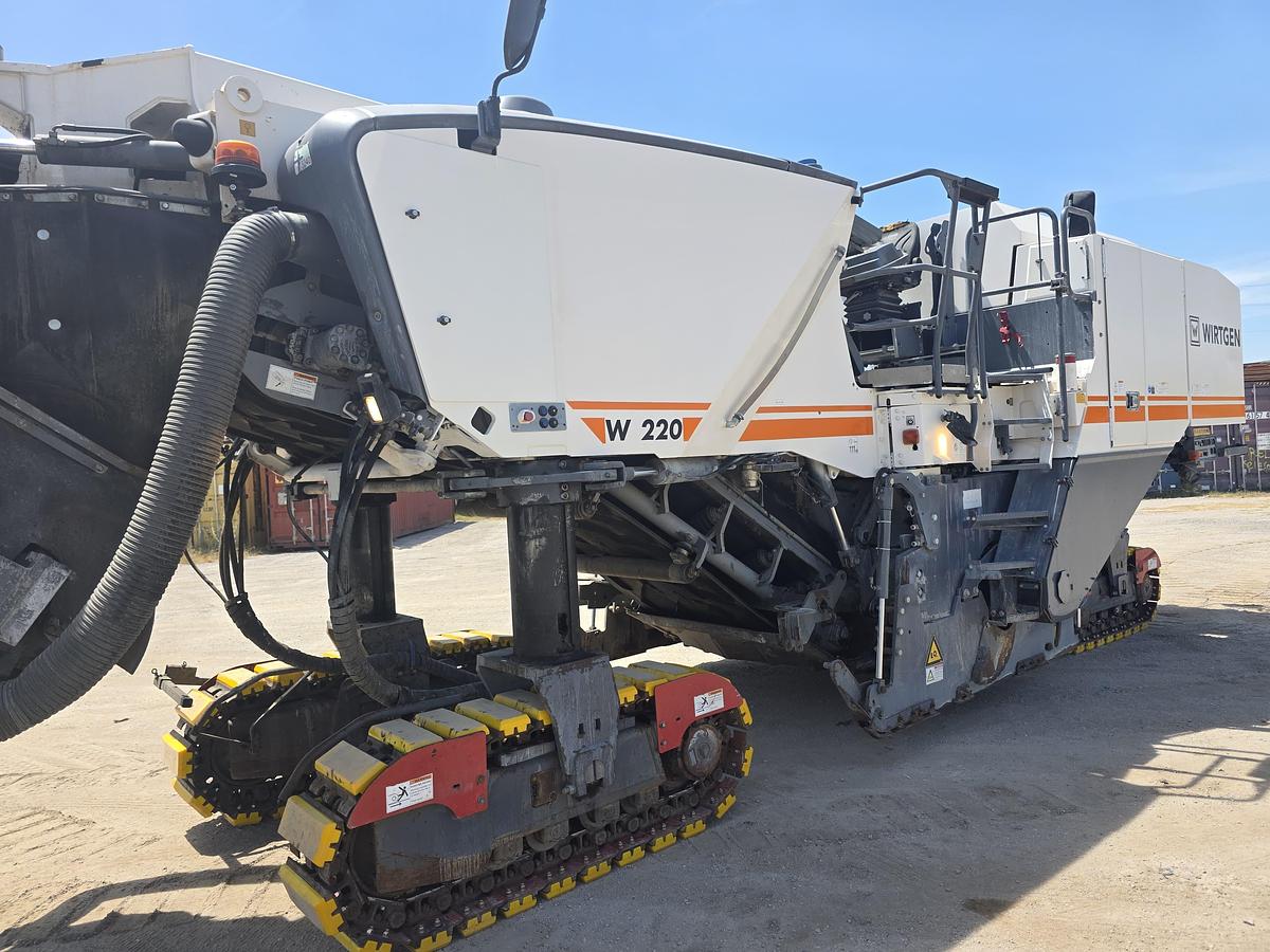 Used 2014 WIrtgen W220