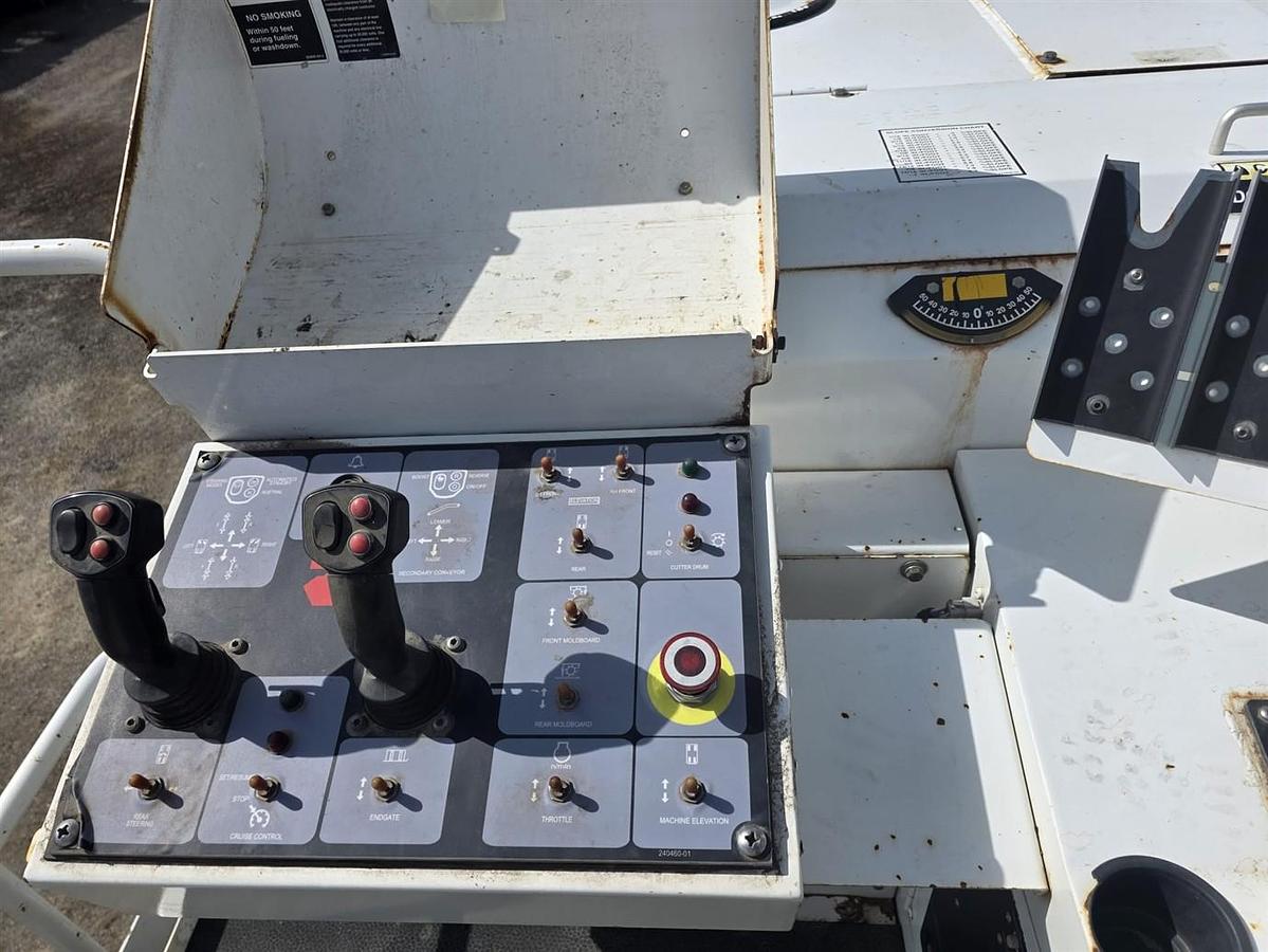 Used 2013 Roadtec RX900-3