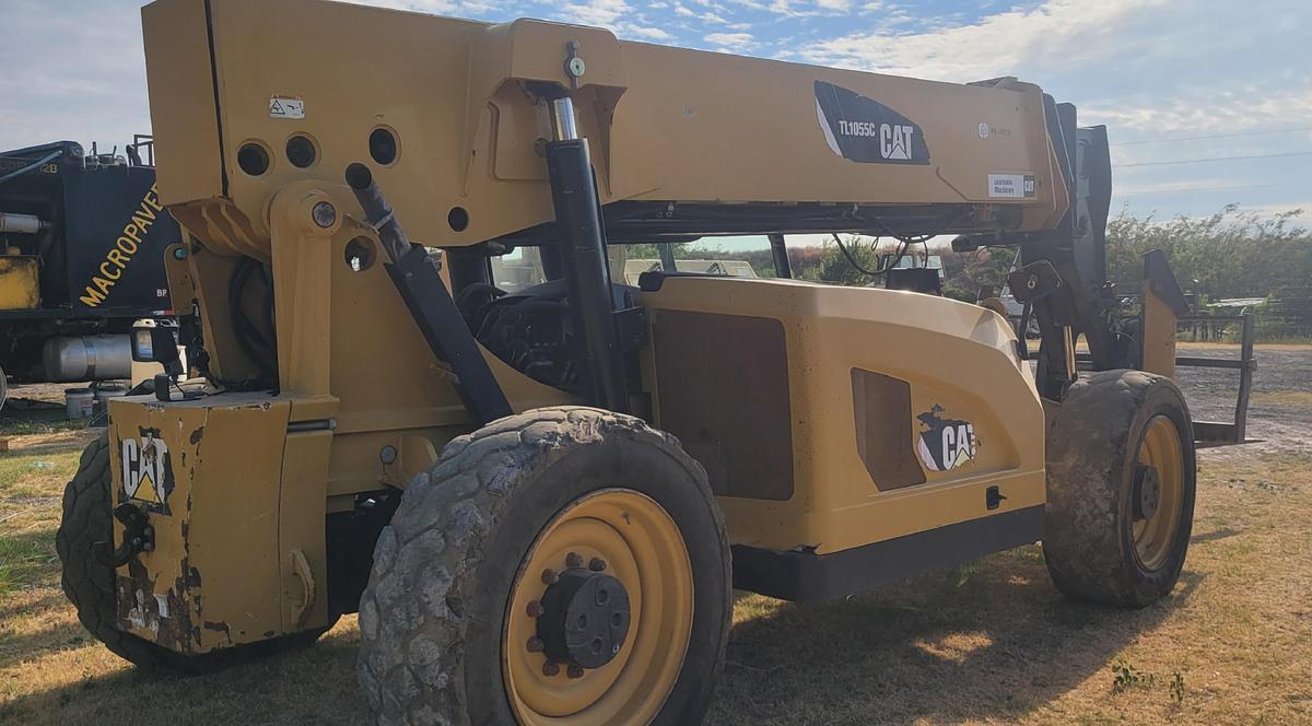 Used 2014 Caterpillar TL1055C