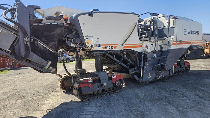Used 2016 Wirtgen W220