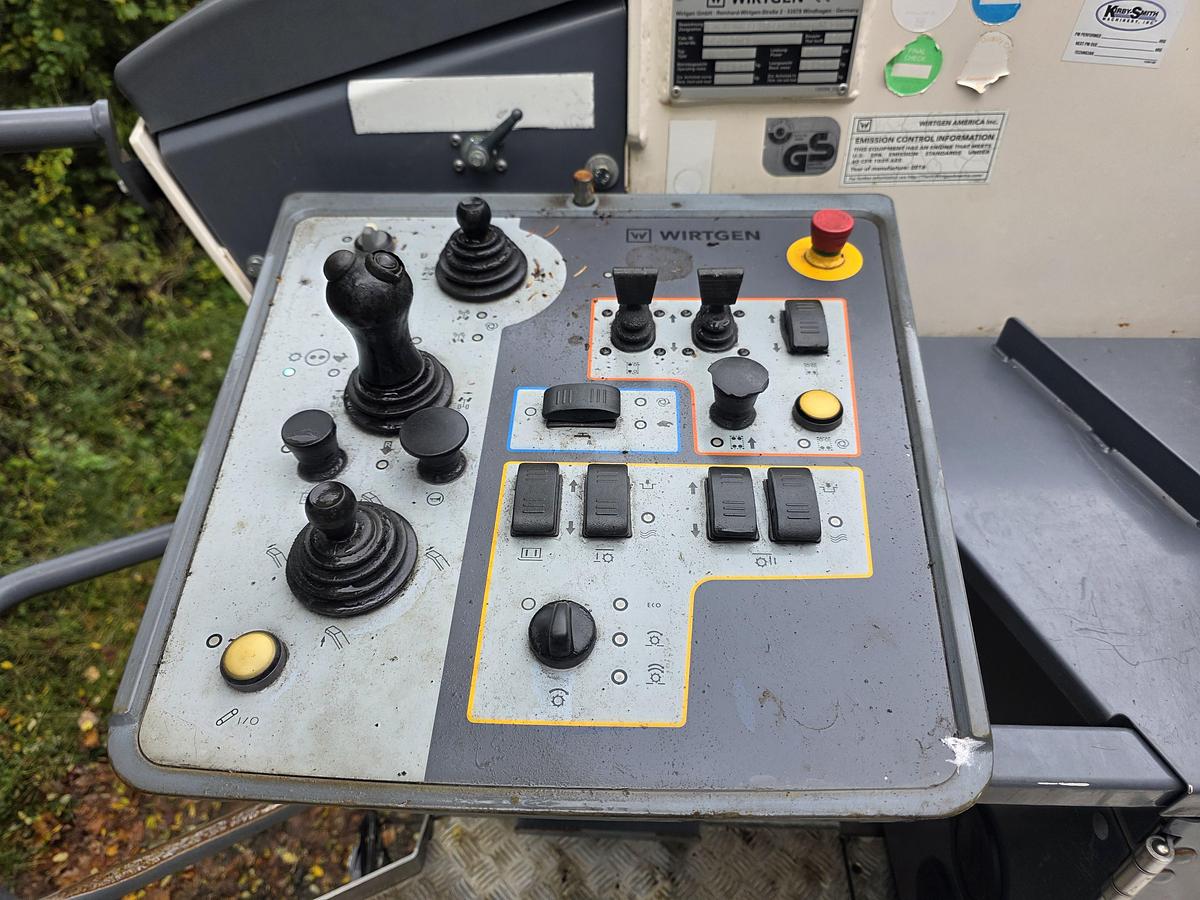 Used 2016 WIrtgen W220