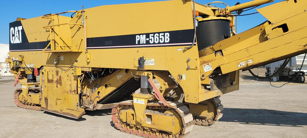 Used 2005 Cat PM565B